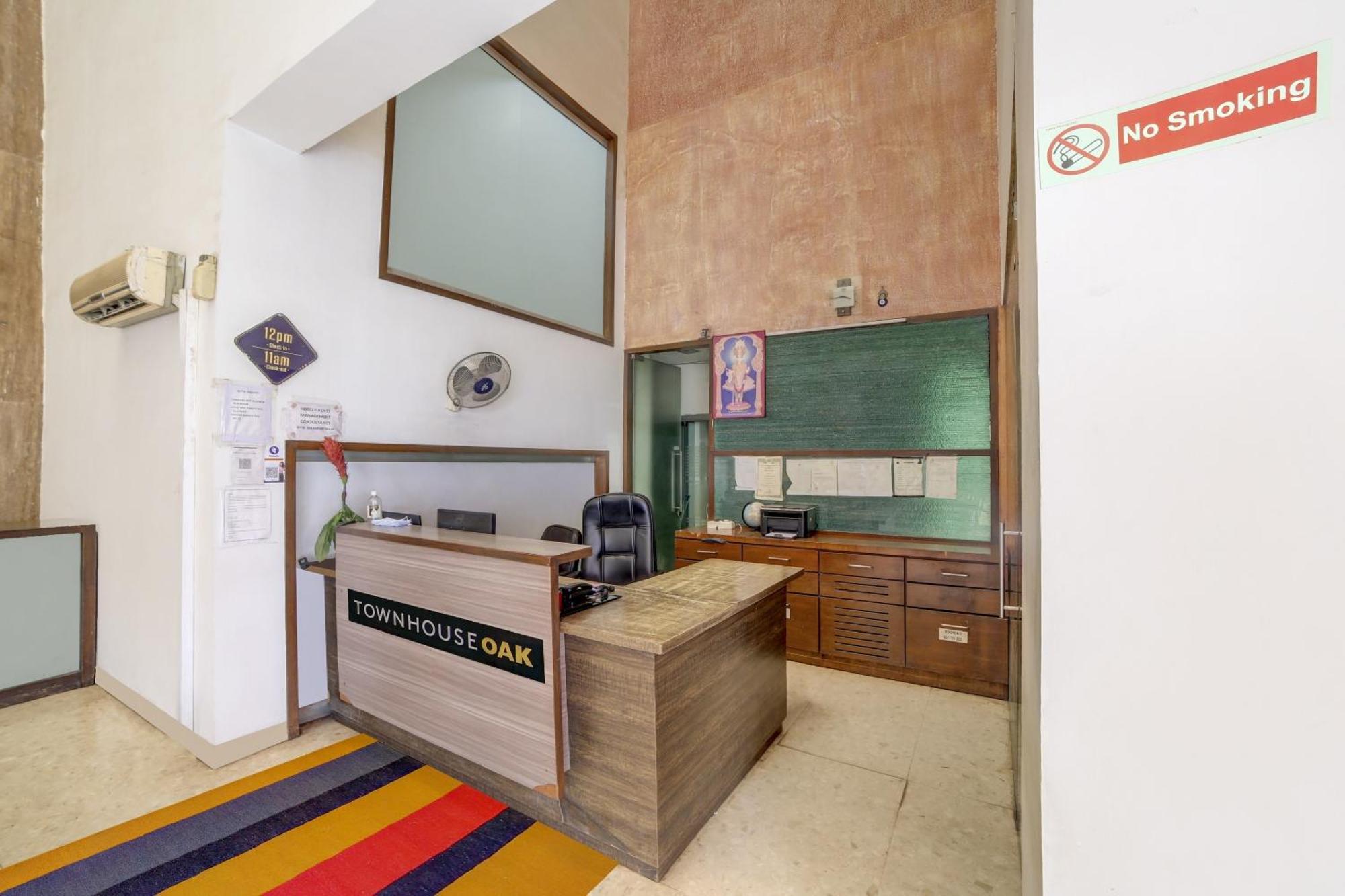 Hotel Collection O Cambay Sapphire Sarkhej Exterior foto